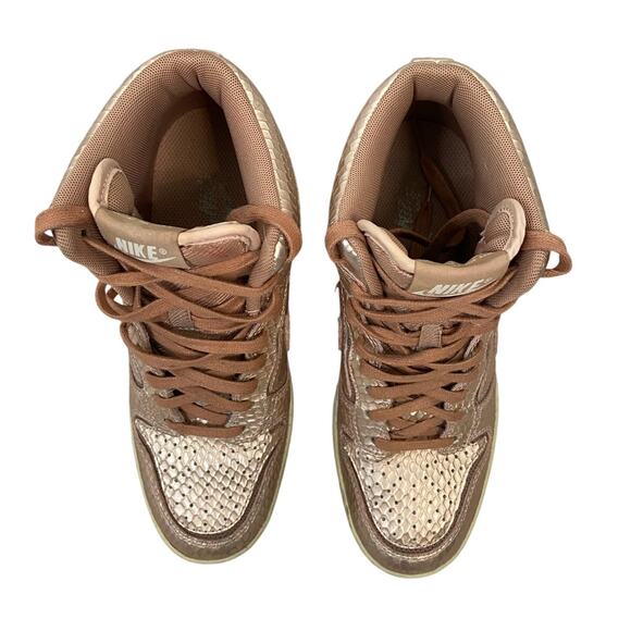 Nike Sky Hi Dunk Wedge High Top Sneakers Lace Up Snake Metallic Rose Gold Size 6 - Picture 3 of 11